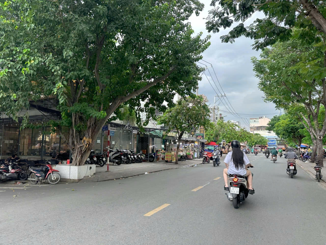 z6030163351933_e0a12841c42f672777ba69bf7cb75297