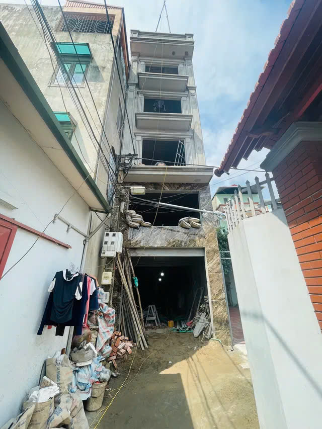 z6030885756008_9fa090513f1386c226fe9ec8e7b13cbd