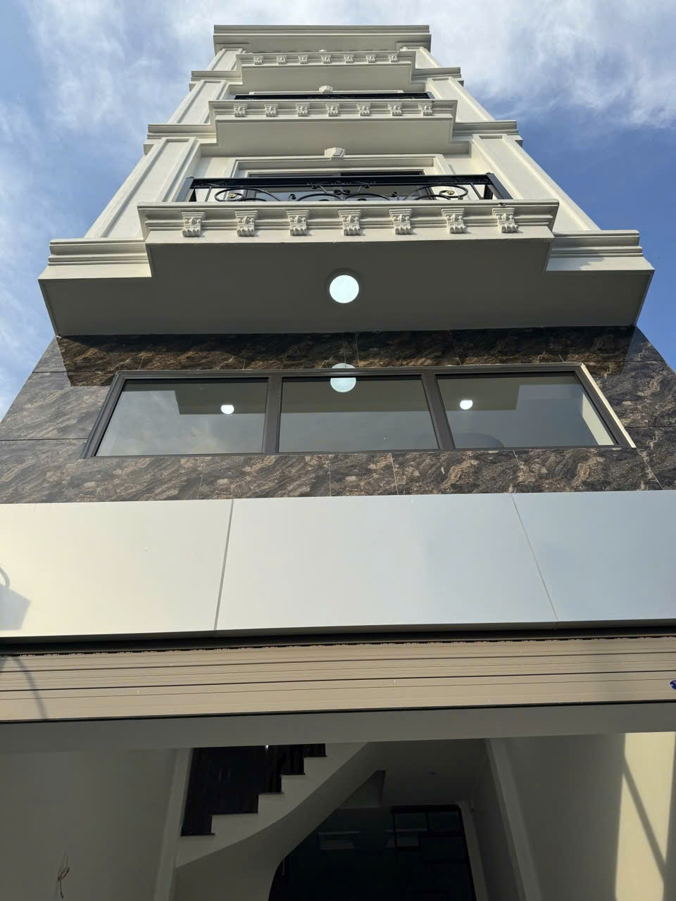 z6059402753725_6b3808baf056ea6d5236c1a0301e2221