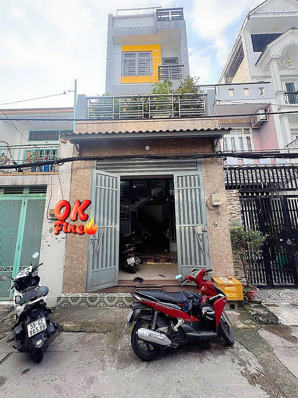 z6076968296579_a125a0bb9efd261b33bd815bc57fde74