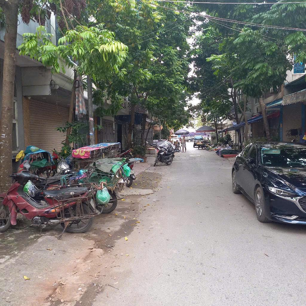 zoz-91C8F367-m3v995cc_42_11