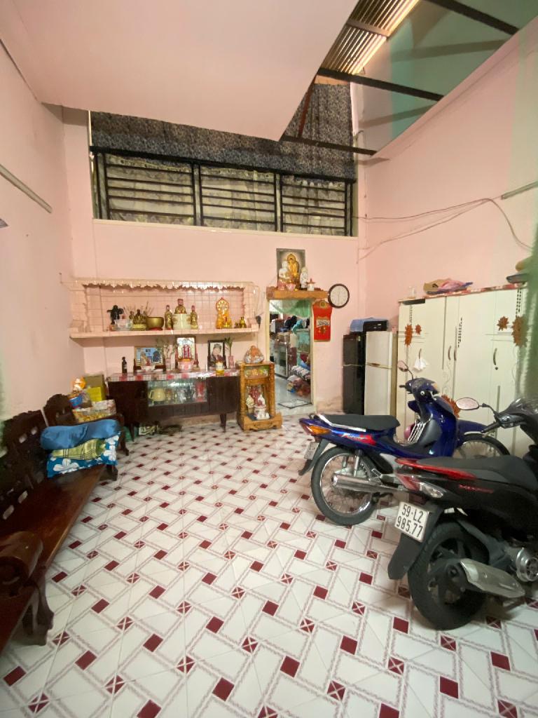 29y3-FF833721-m1xgq4et_31_17