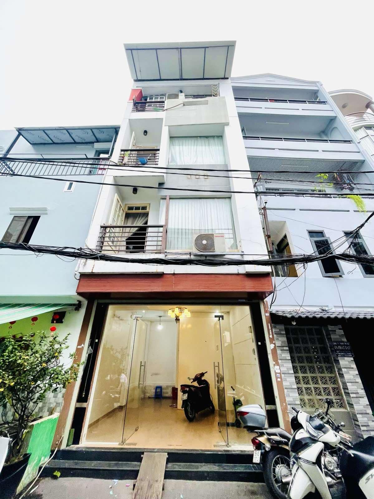 48d2b44f-e49c-4930-9f86-12814f4581fc