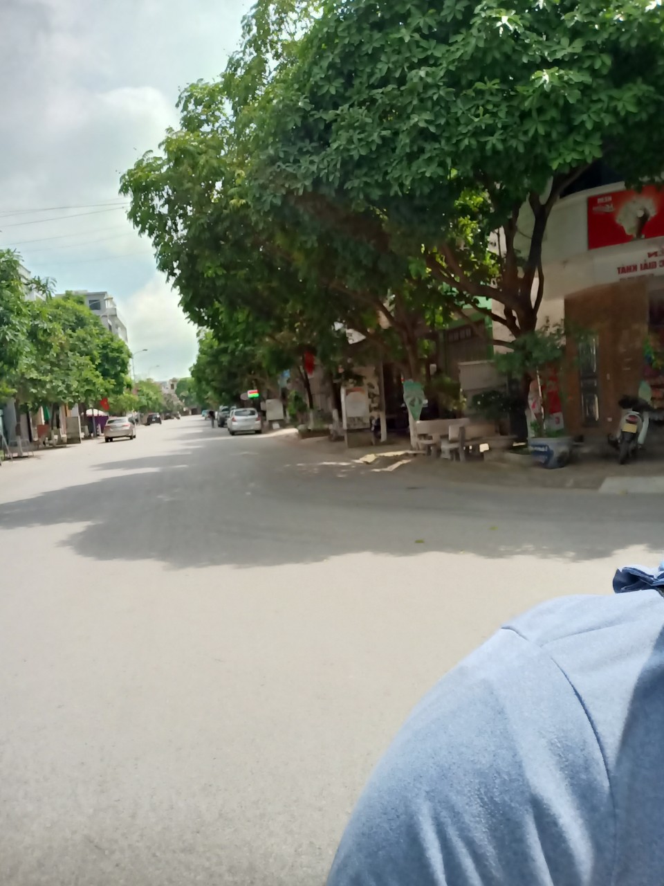 z5552910256538_dfdab99183682d272b6dd1839aa55394