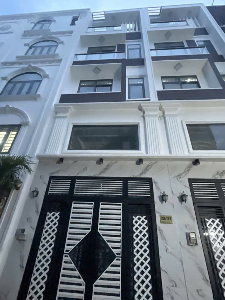 z6024436105216_18aa1c4518104263bfdf937077f9cf92