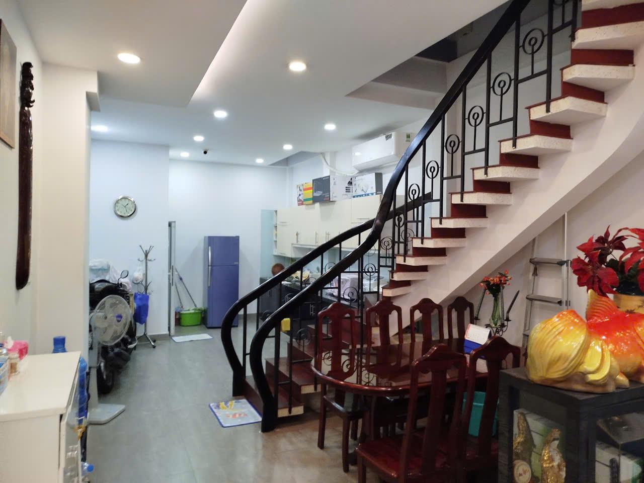 z6119072668736_b670babfd5adcee7efc112fc0f737e83