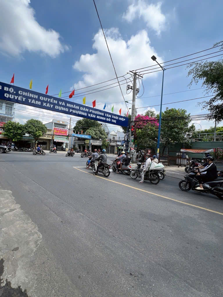 z6121279511449_e16759ce53ccd6510bcbdbbd7cf21928