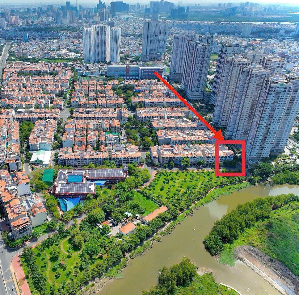 z6185871589959_48fd114f81c445236e0c8ef20e7cf598