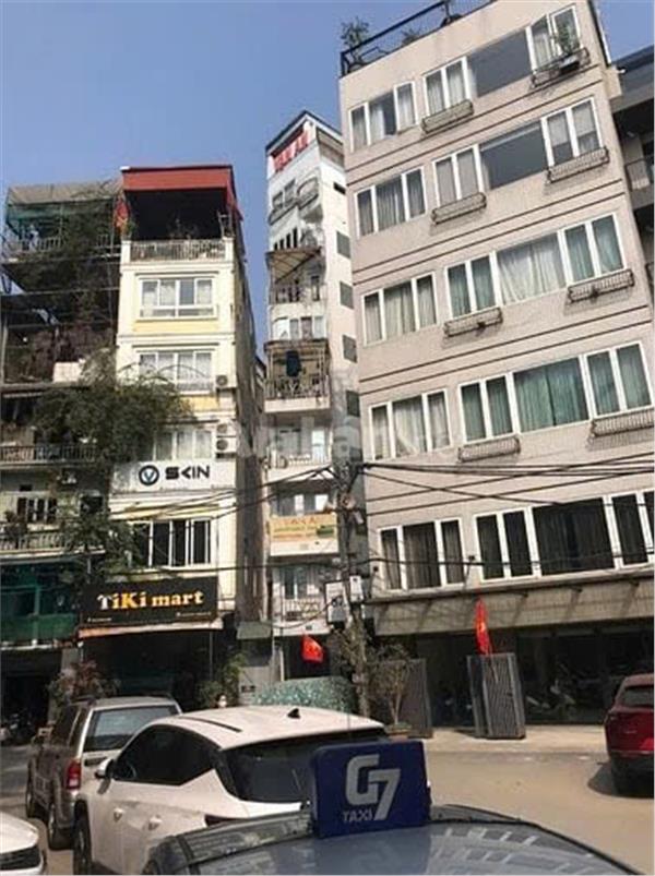 z6195871905115_8bf5a5ef19161061a64f6d4c173a7157