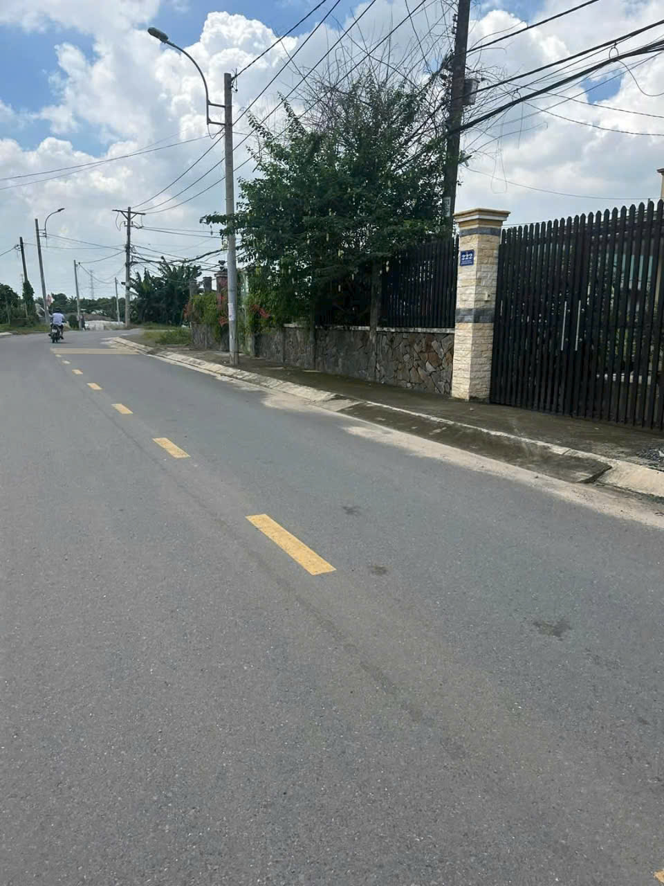 z6197629830200_987d92e8a5b25d33a3b20c2c1b5afbba