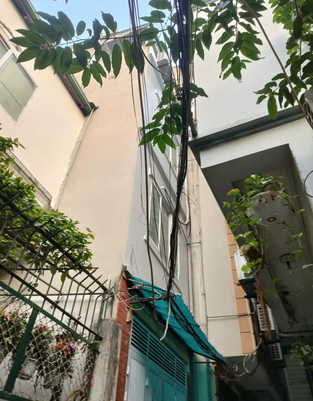 z6197828976038_fb2bd1c6b1f4232a46bbfb9e72999e95