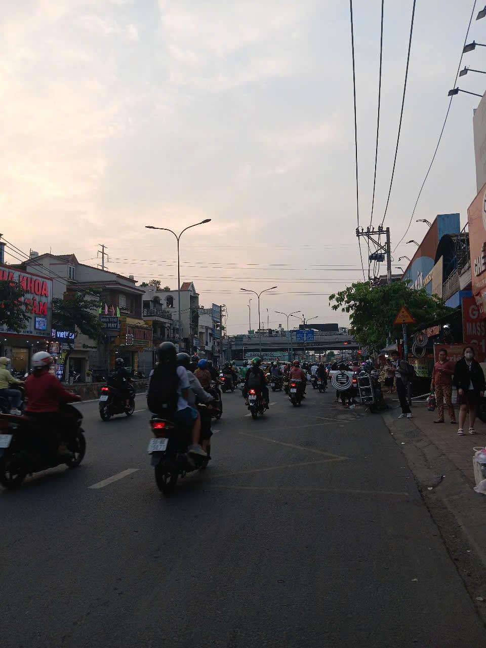 z6205910272990_0d57627c08af4244296e845f46bb5e98