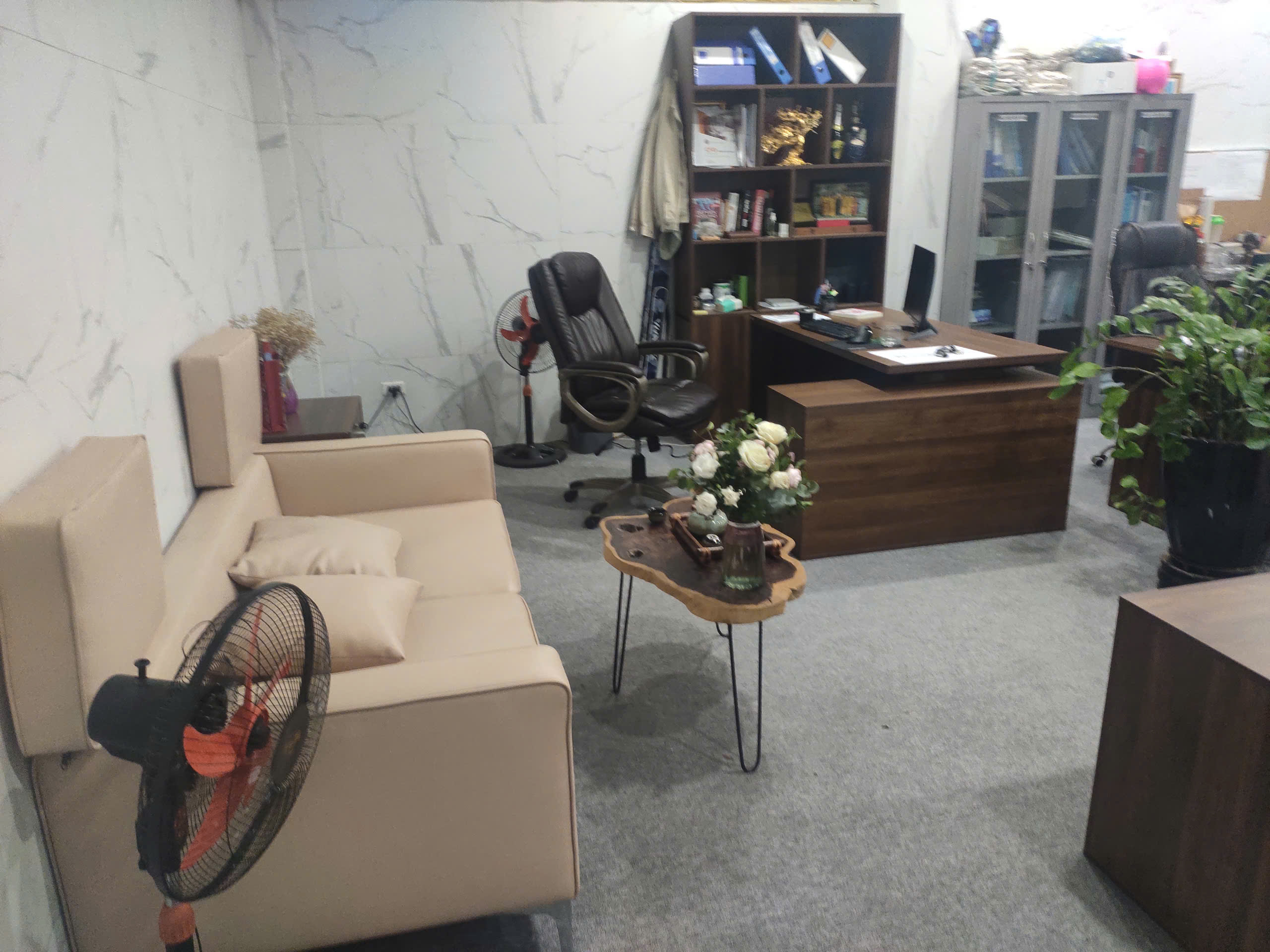 z6217884238605_f8efd462202529408fda34e552989836