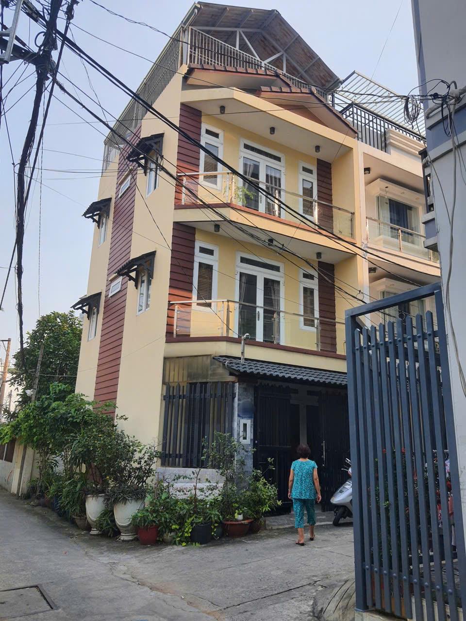 z6235905895638_0120654f3f7dff403039076d7ca2ecae