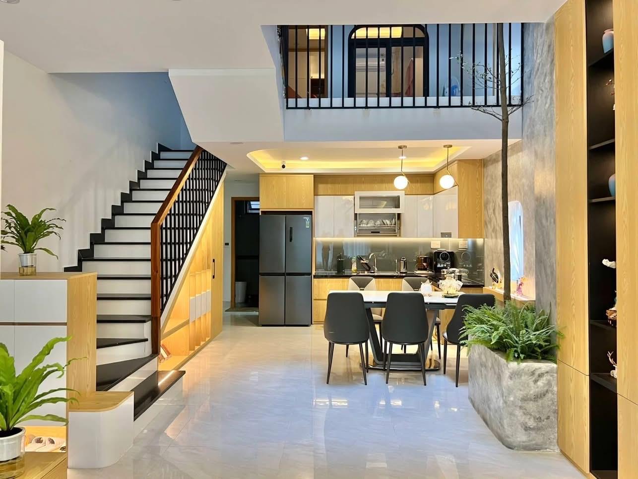 ban-nha-mat-tien-hiep-nhat-ban-nha-phuong-4-ban-nha-quan-tan-binh-5×19-11-9-ty-0984101102-1