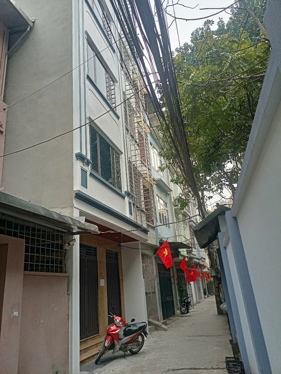 z6310509189972_c9ba673519c6e6814cc368f46c69a1c2