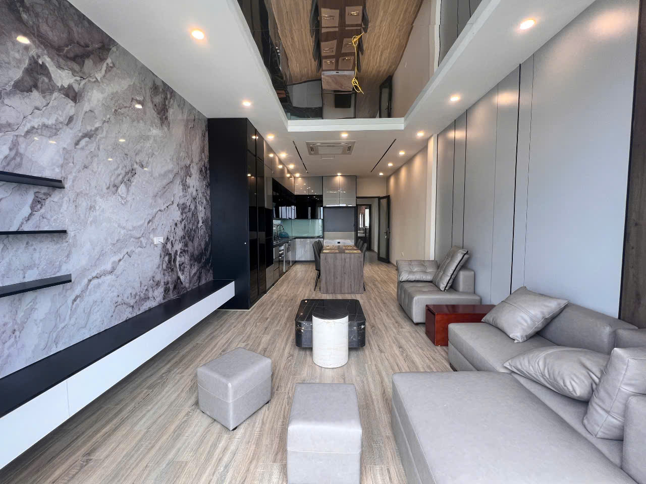 z6337121078781_98bd7dba40e84facb0ab267d46c61f5a