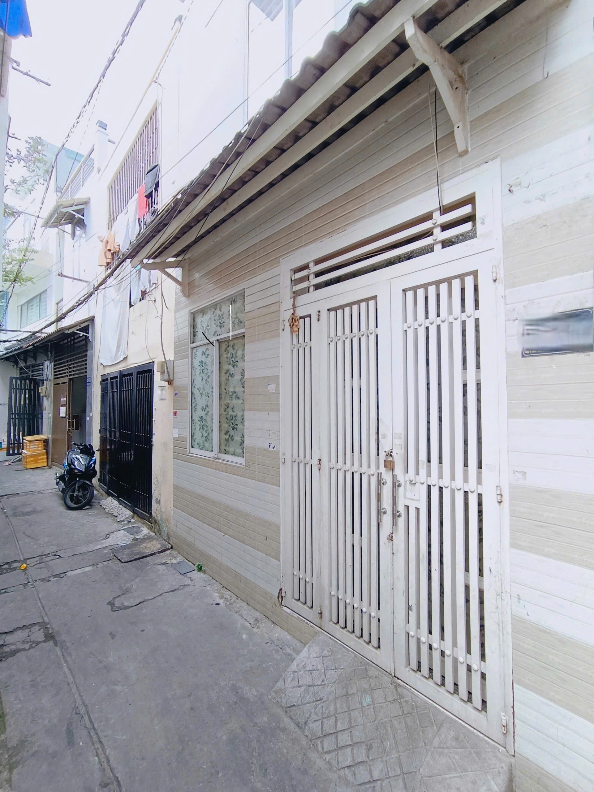 z6337496550489_4ce69f94ec7b85c1bf00e8accca18f21