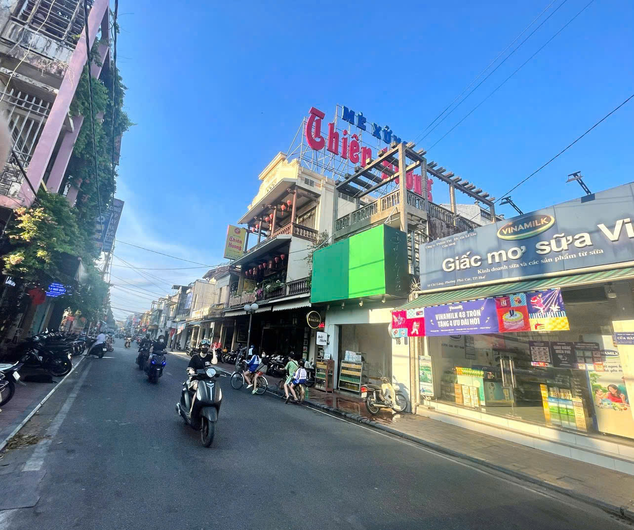 z6352767712941_33fed9cf9f005dd6afe32ab4403a4684