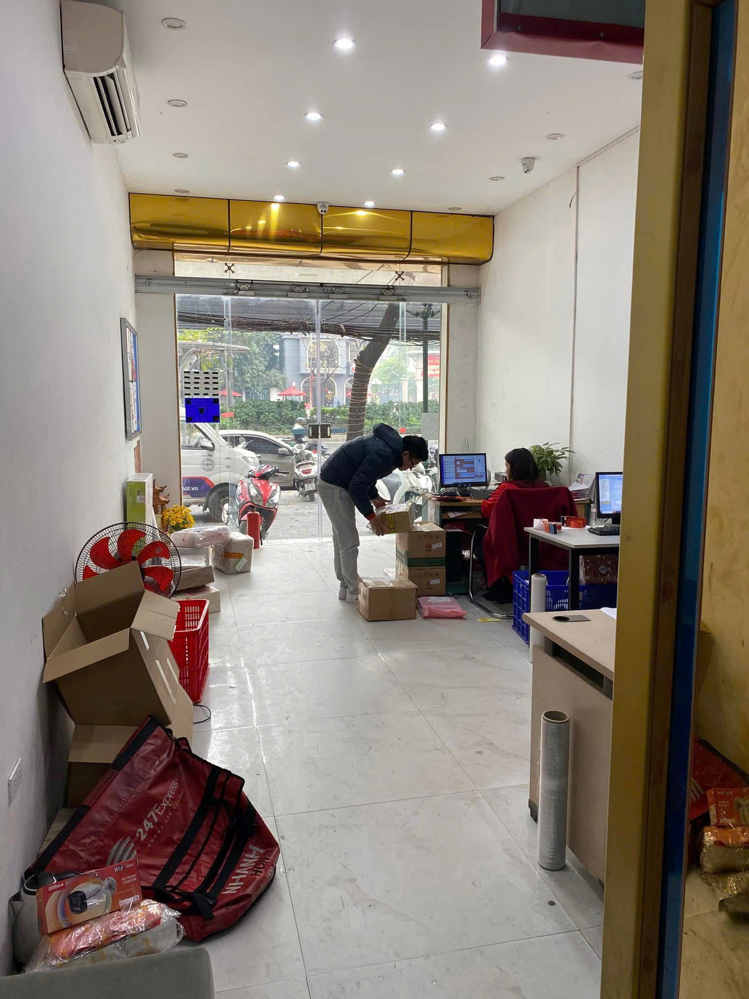 z6354579156296_77bf84605f54862068d1d33fb5007ef6