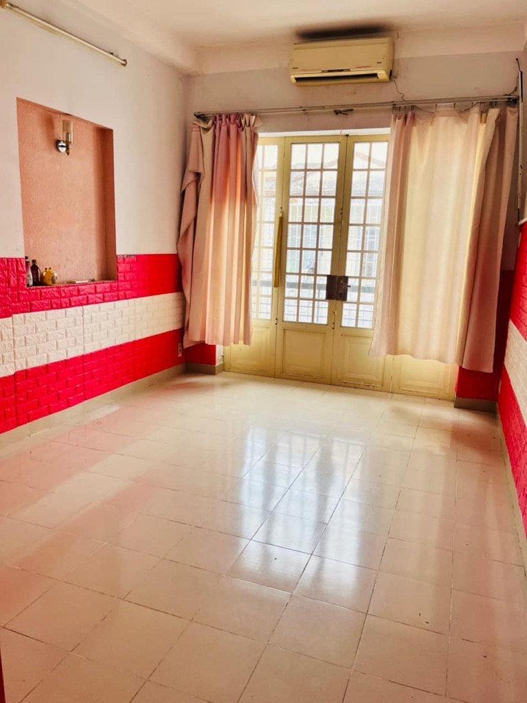 2w7u-B8C0C5EB-m1pr6jb9_76_24