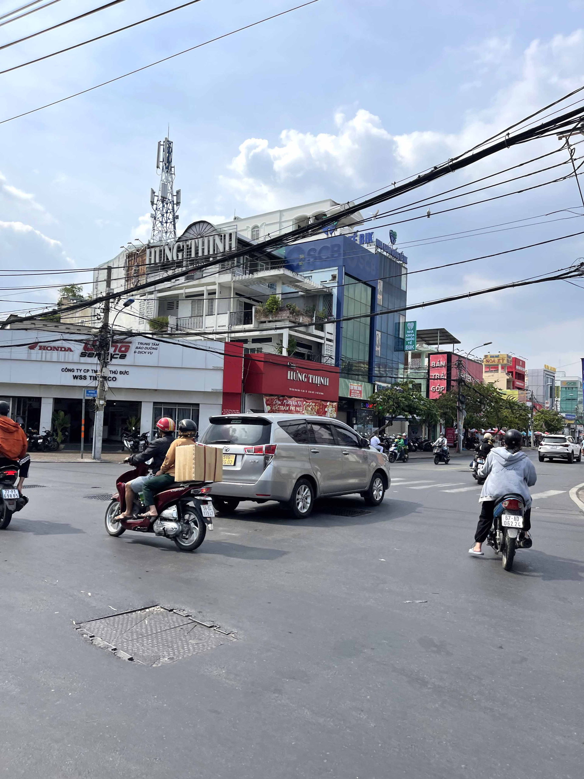 ban-nha-mat-tien-kinh-doanh-kha-van-can-linh-dong-thu-duc-chi-nhinh-8-ty (4)