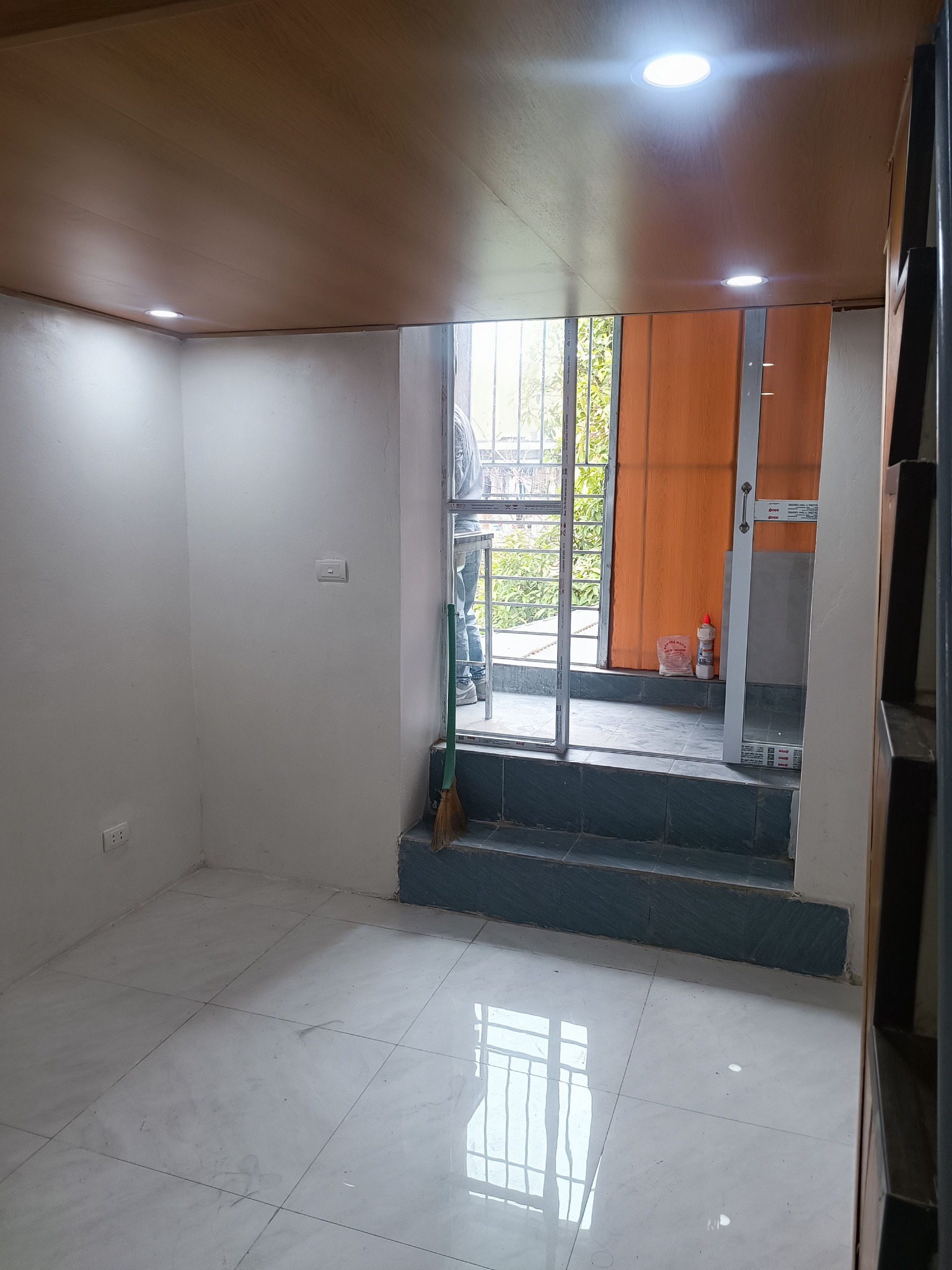 ban_nha_tap_the_3_may (1)