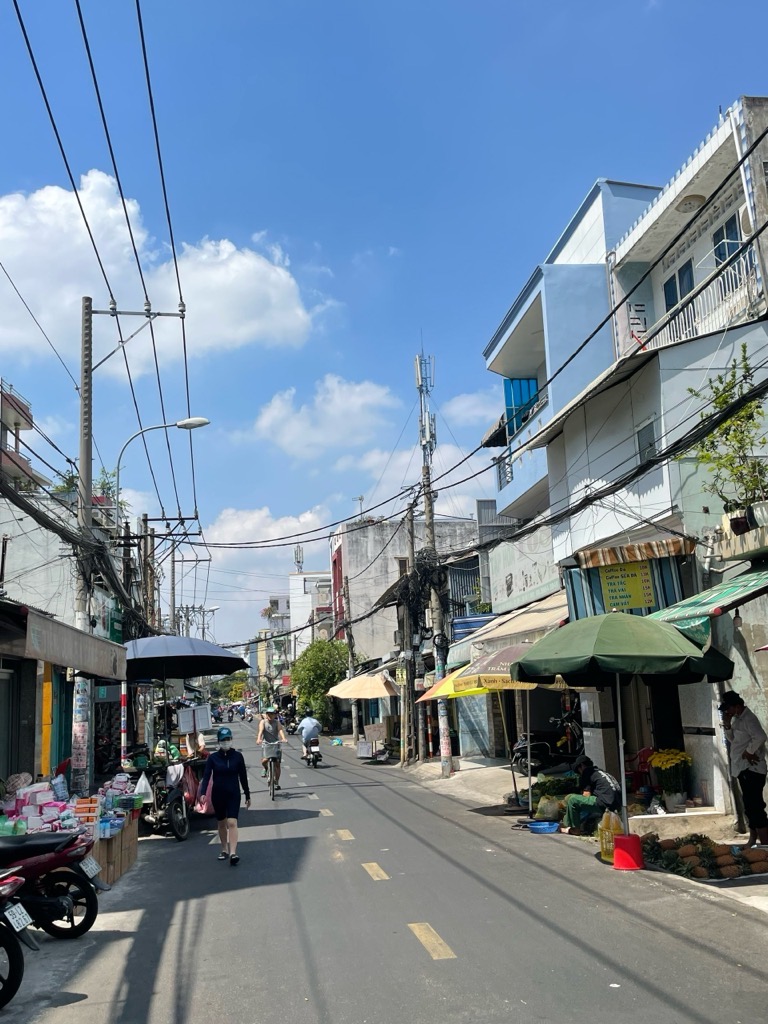 ku7-1D20CE3E-lvrwihey_7_lvrwihiz