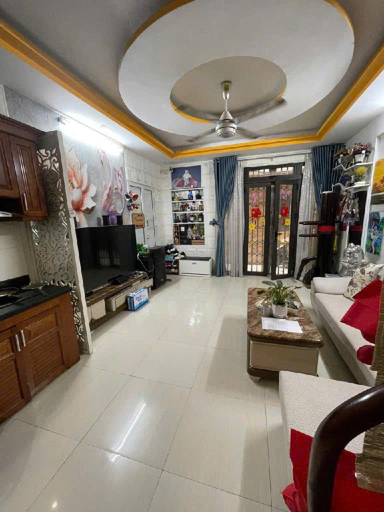 z6139317128282_497b5921069348adb7e0eb32b2aa3b34