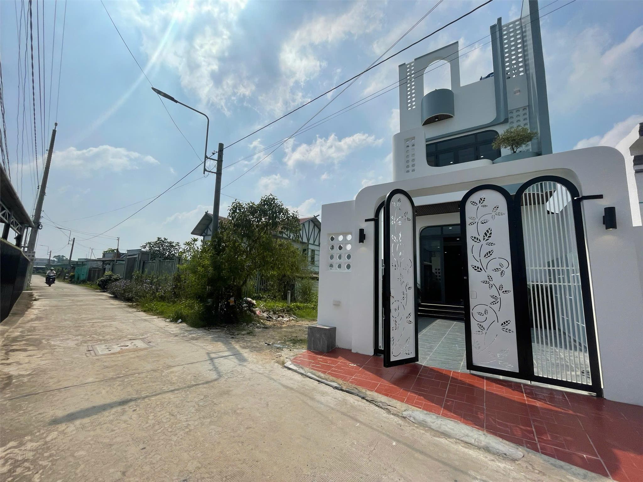 z6190819339922_3701569957b9fad8a8e64014a15d8575