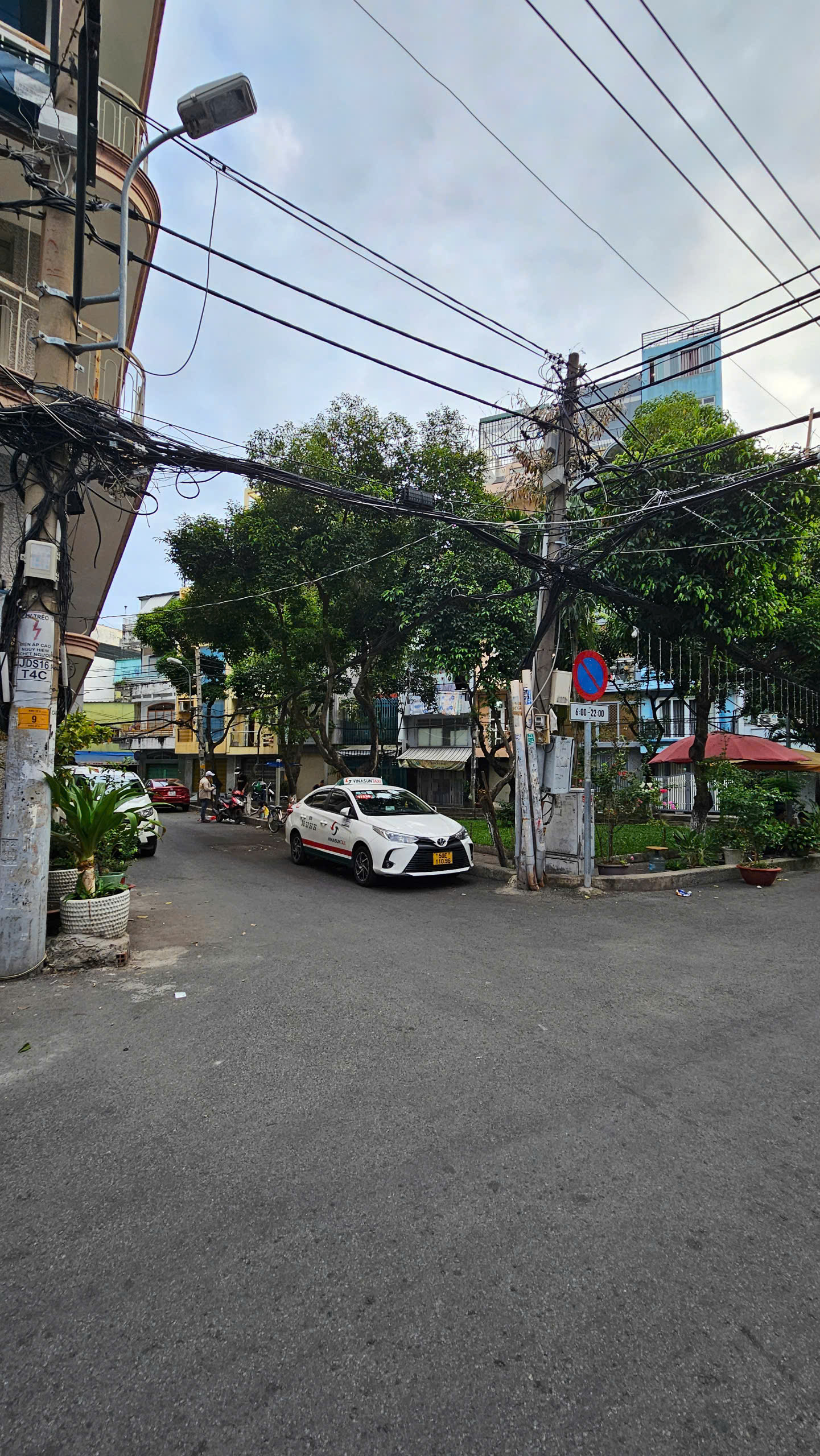 z6351946121797_984aefde8a079ec06ca34bb0eebbd35b