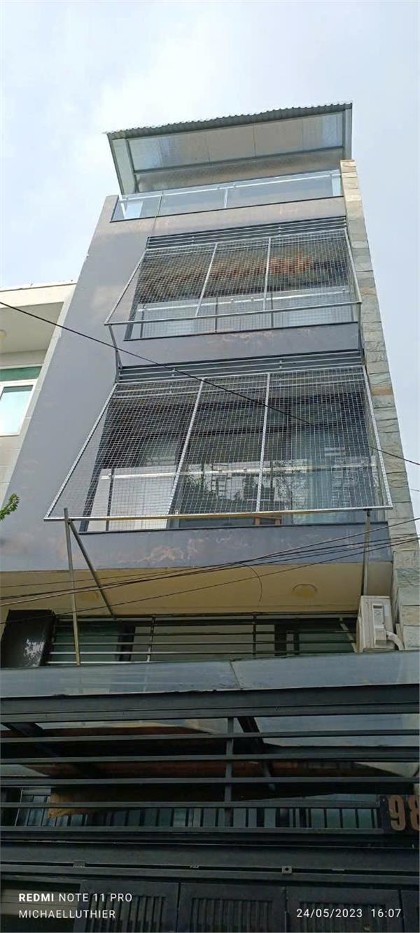 z6364961046120_137d482bf6c1f0f09db479f83a0c598c