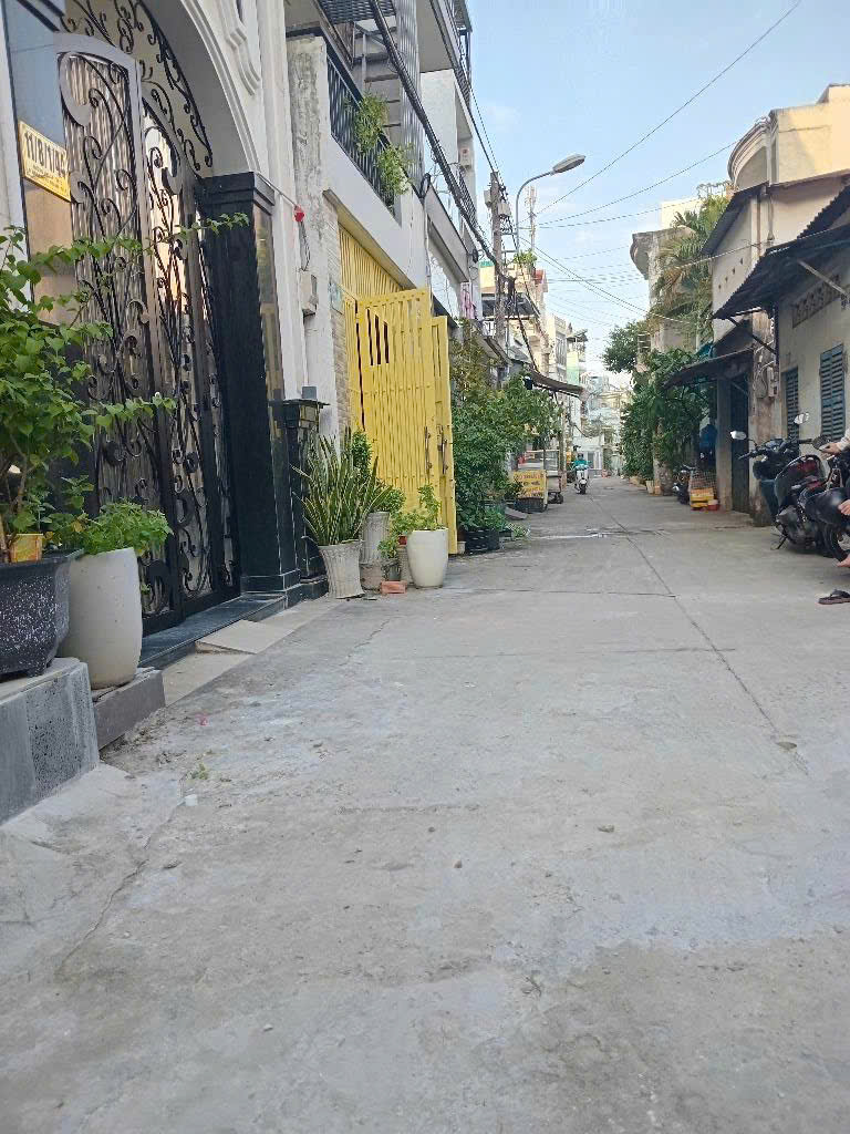 z6368349434639_18a4ecbce50665a65ae665c907750952