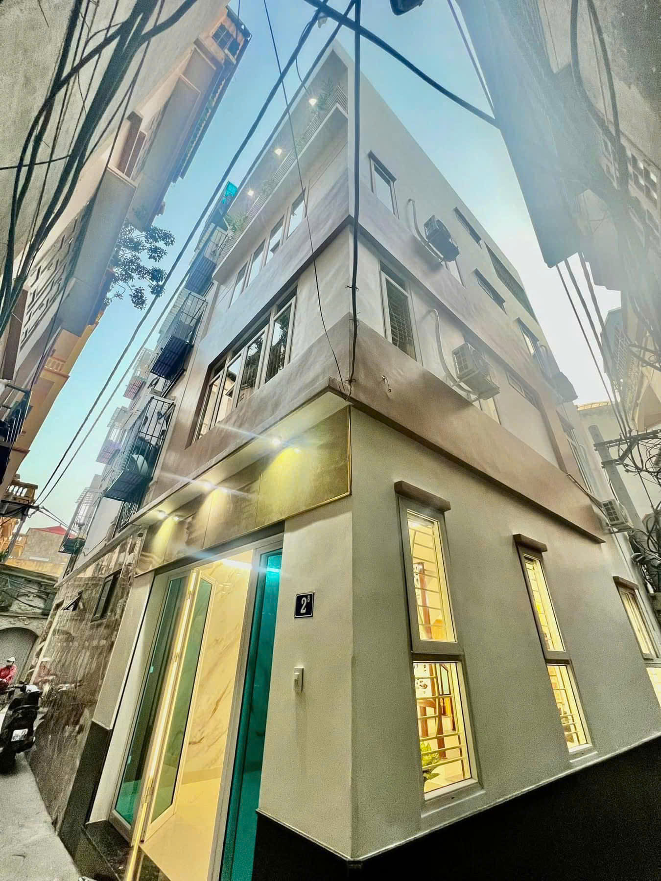 z6369589007570_9f78e87cc5e4f44b83613cd3badf37ff