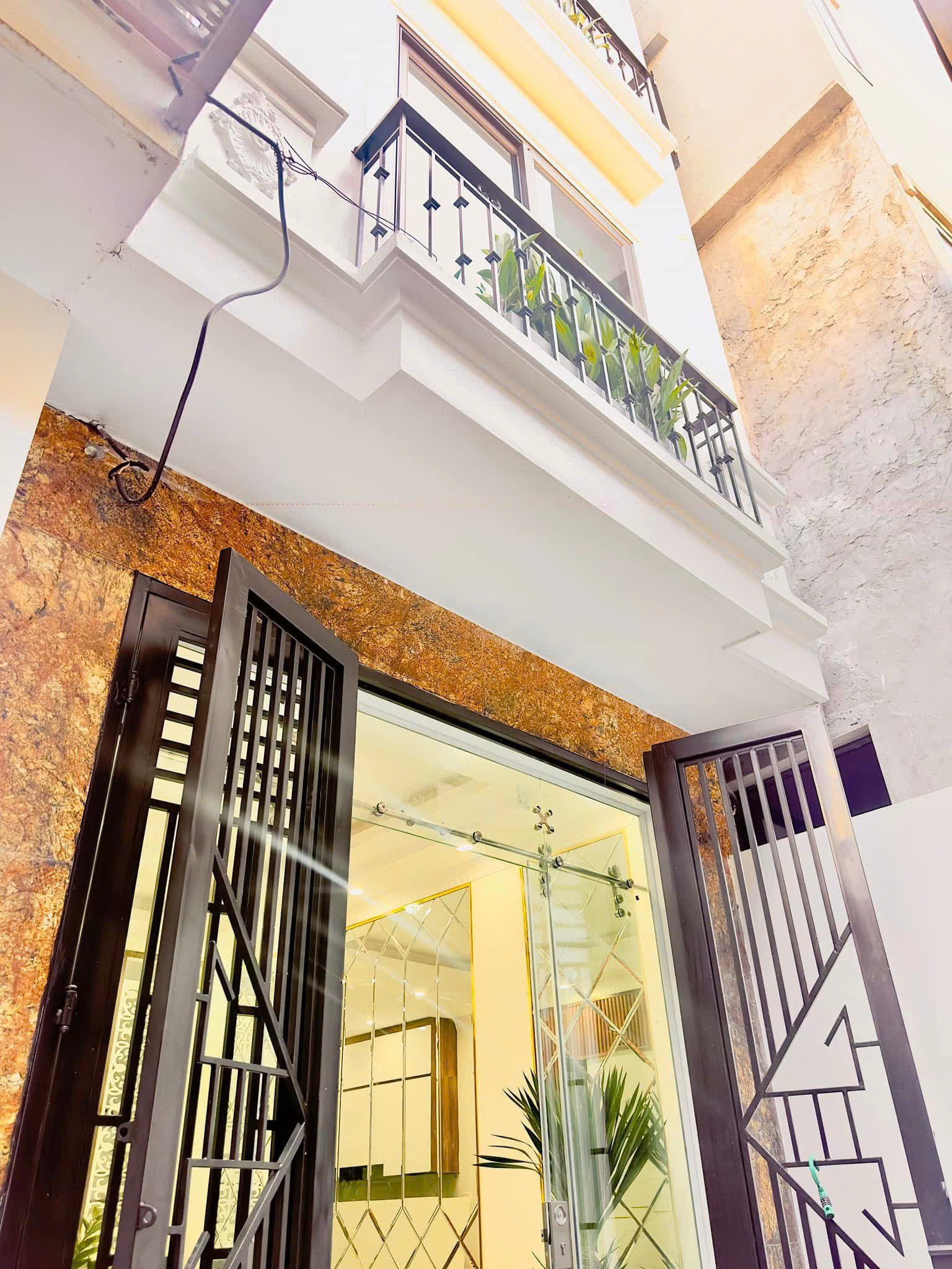 z6371496198888_8f13acc46bfbeb830f99d915ef7fa3ae