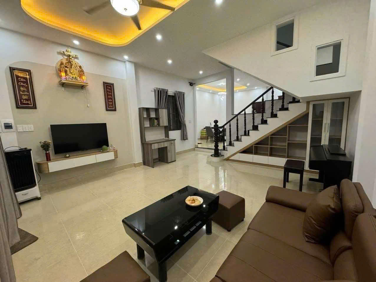 z6382778837684_a28a1a526817085da5c26d2d78763b65