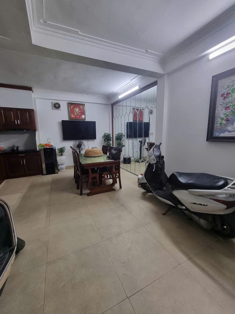 z6385203667049_104990372a1641388d1cb9acdd23a237