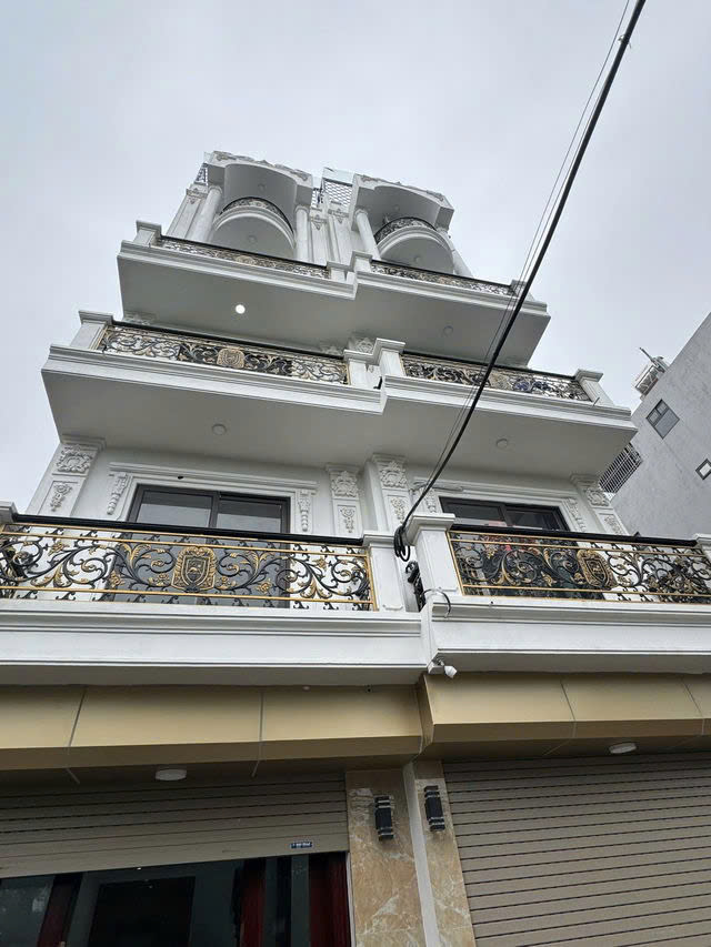 z6391887291173_d24fc752f73bf083af5432bdd4c86f36