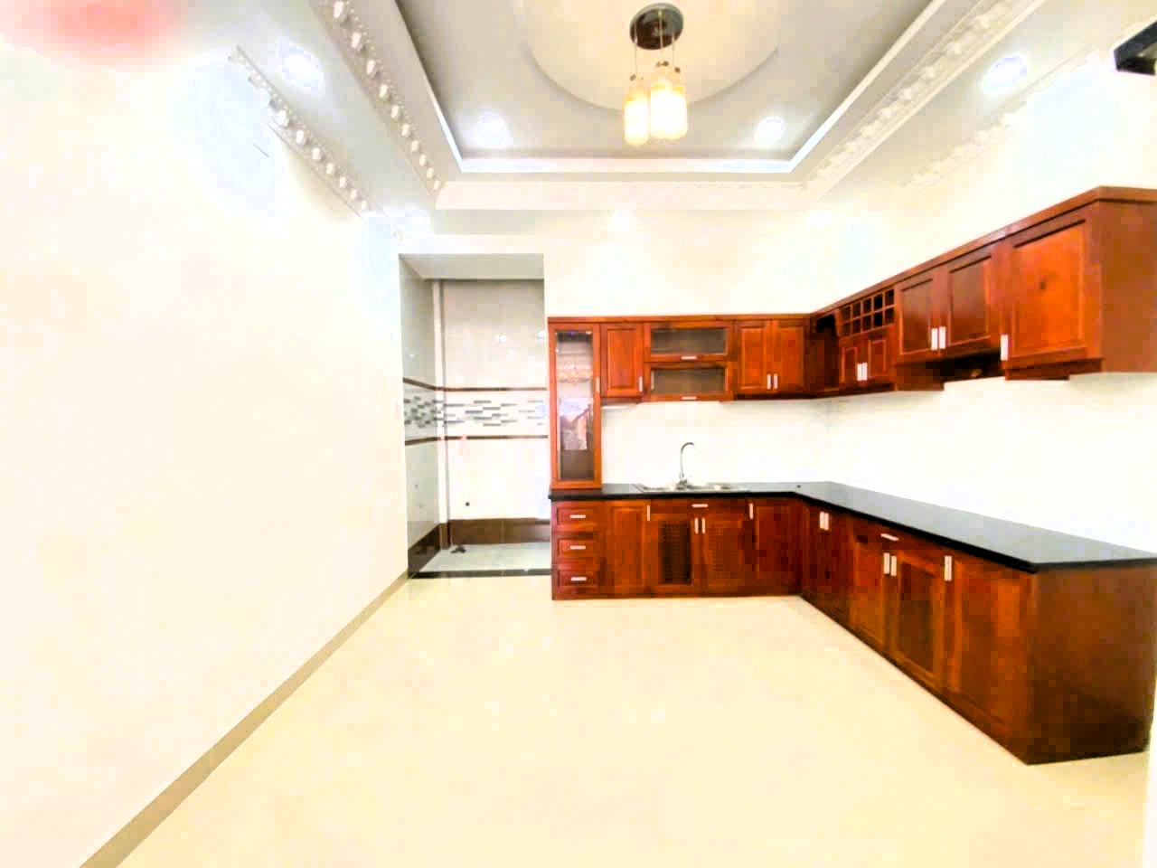 z6393958762969_5c22d438c479d5457ab4ade042e6d3e2