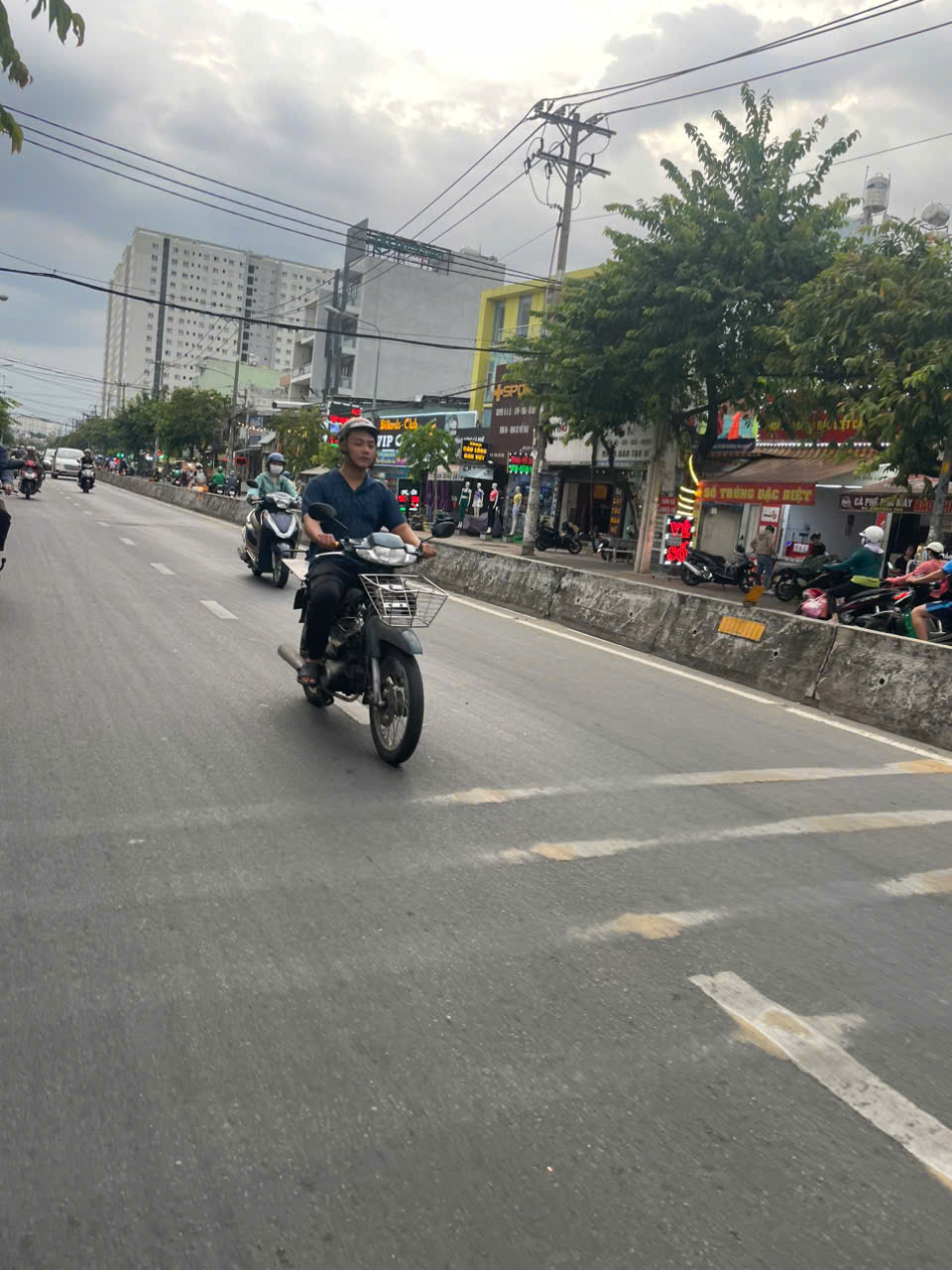 z6394305546235_99137859ea132693113003e64b187c80