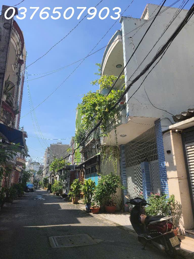 z6394349019736_5d4b12029a7fea2dd6c4c02d0cab1f17