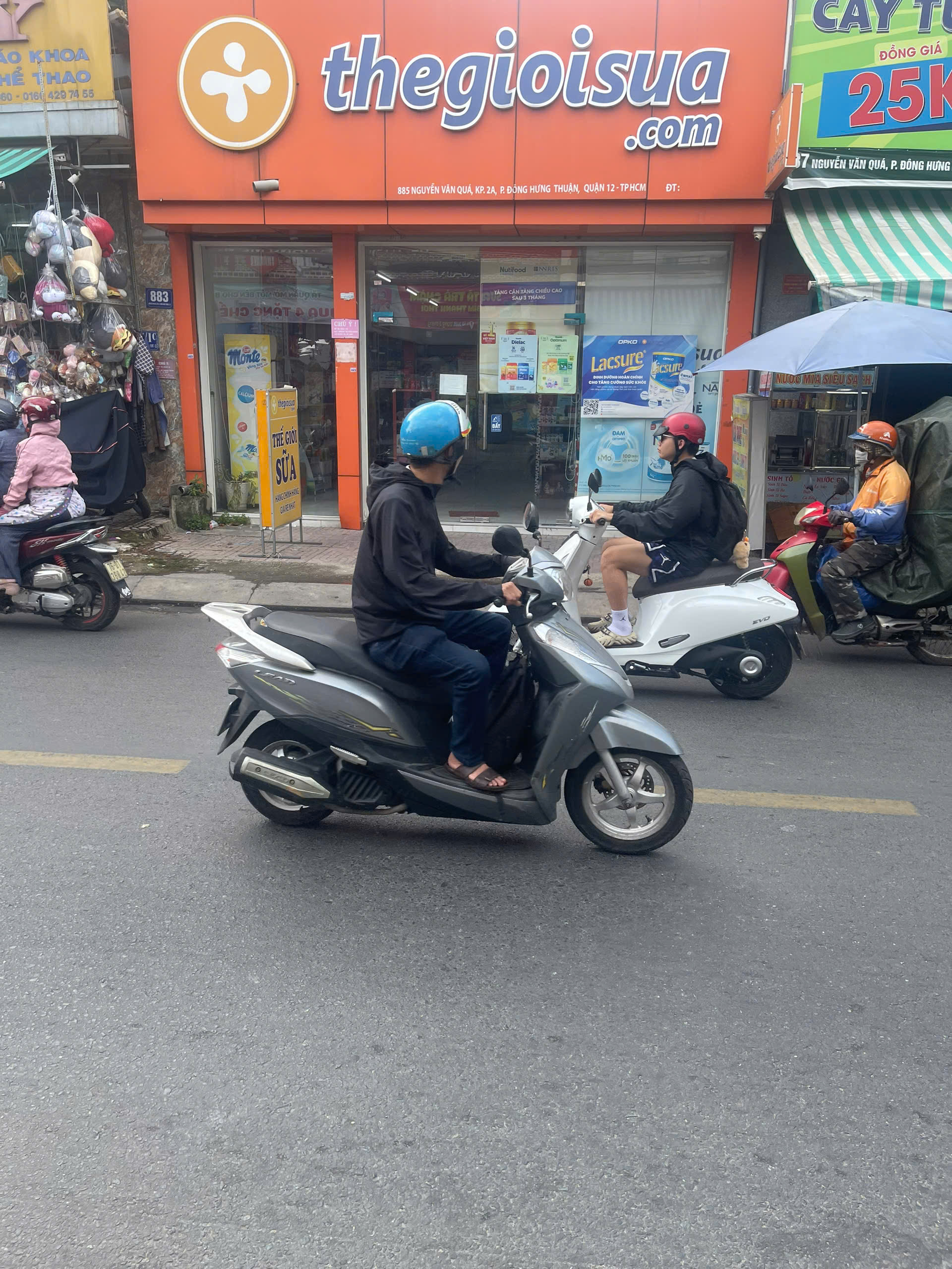 z6405961873401_9fe9d41fb82462ddba7b9b9196680929