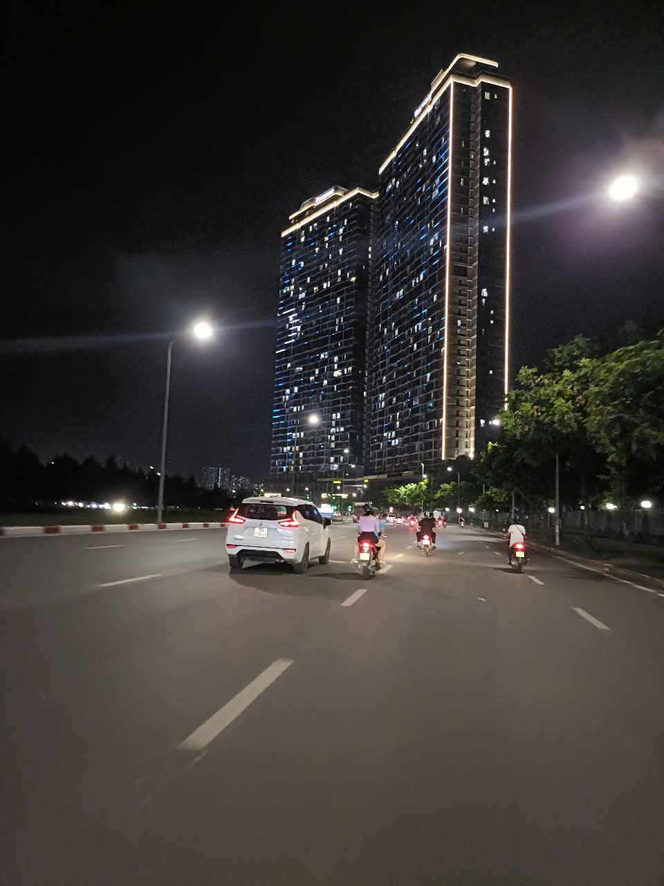 z6411053802181_e7762e18bcf99e2033eb8214618d8d57