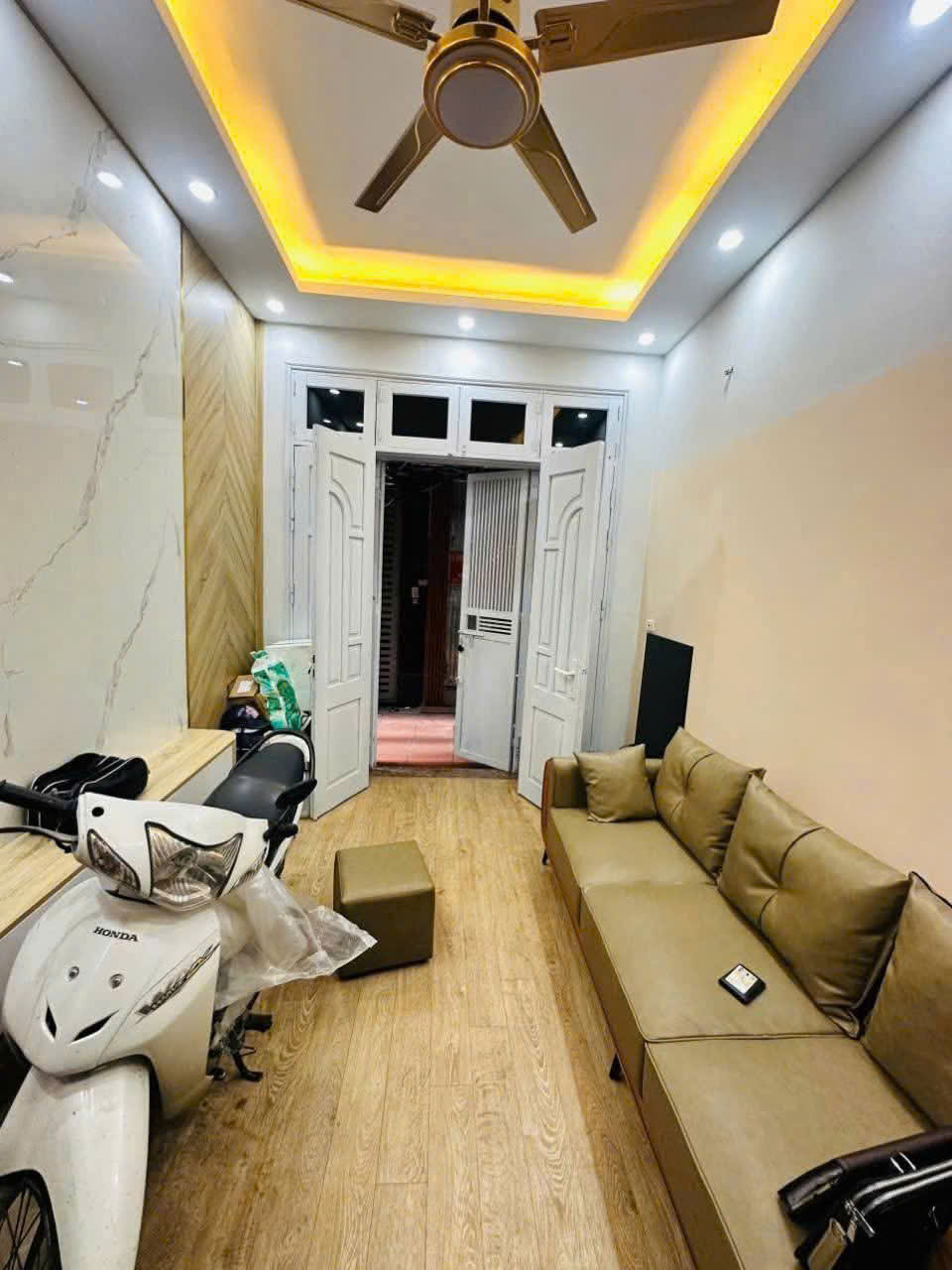 z6411745226079_d52eb6d39dee4aa1842309a1109c3327hqviet