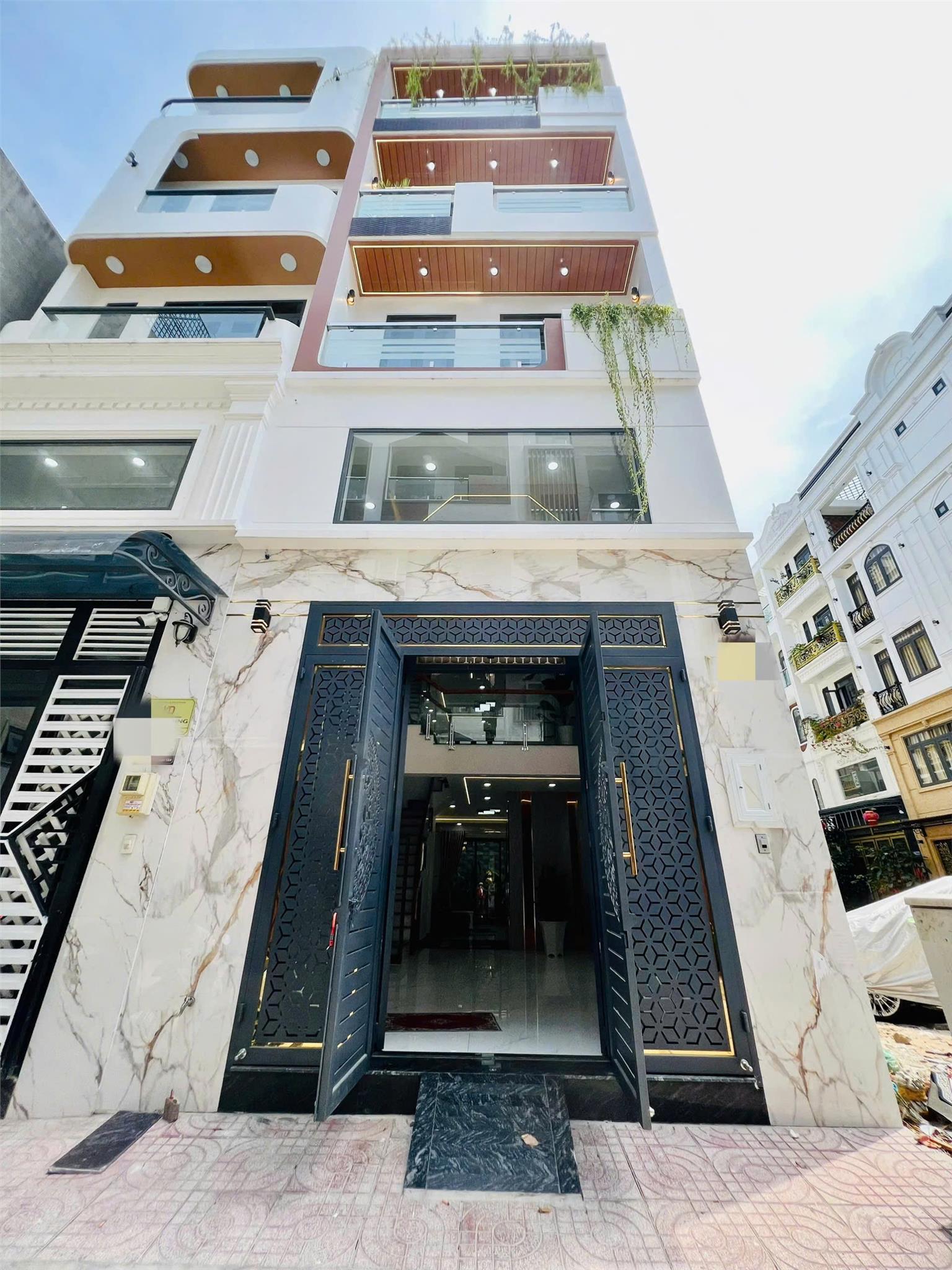 z6413986635038_8c2e5dfb20bb060a9130a87512fd2430