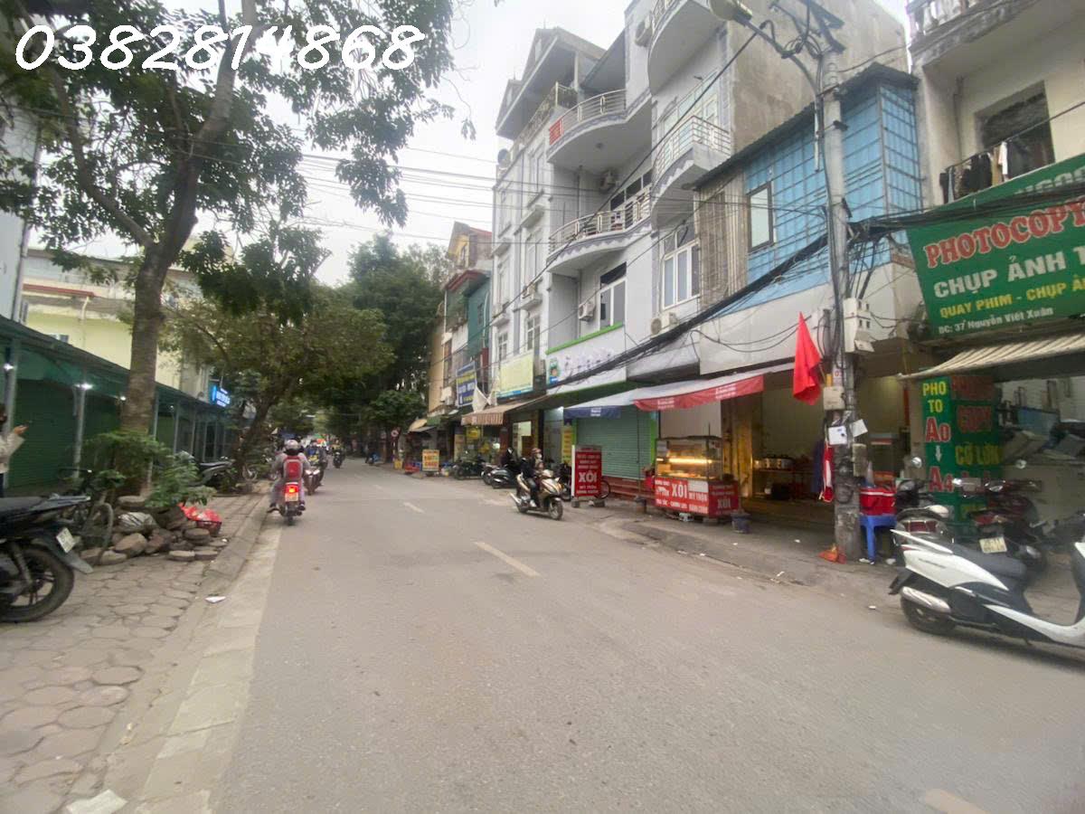 z6416939542108_7373d8e7a51e2caf6edb1fc9aeee391c