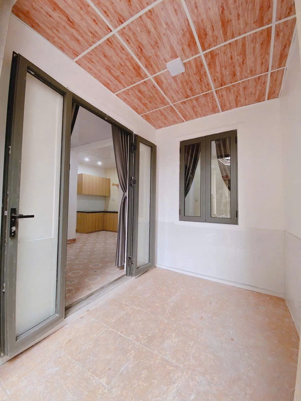 z6417135137877_f7f61cd12f7d695e3d71e9fac8a0ec81