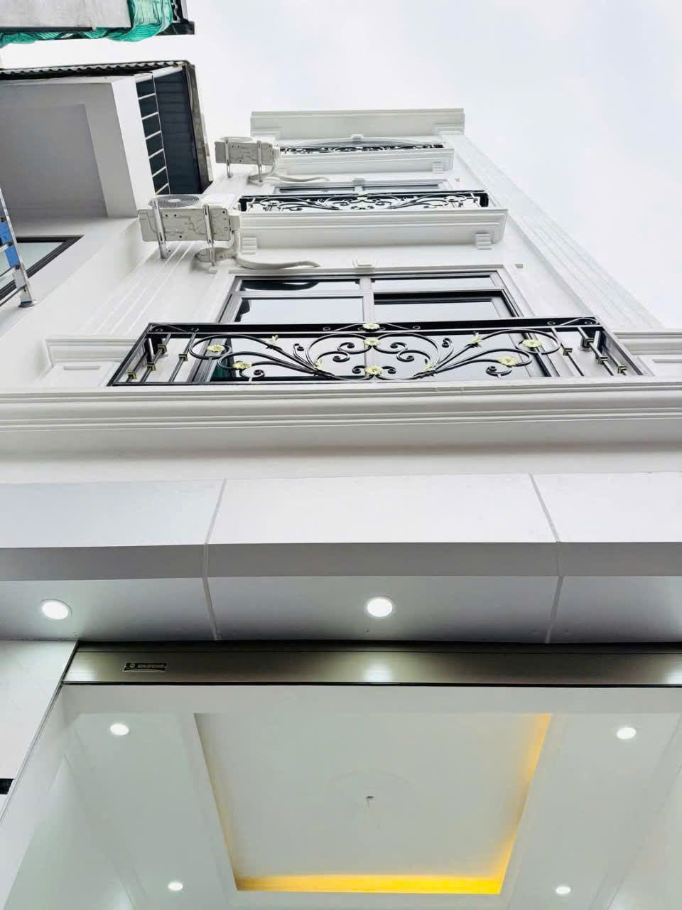 z6417464932739_28254140c96e7441cf3f7a5077764071