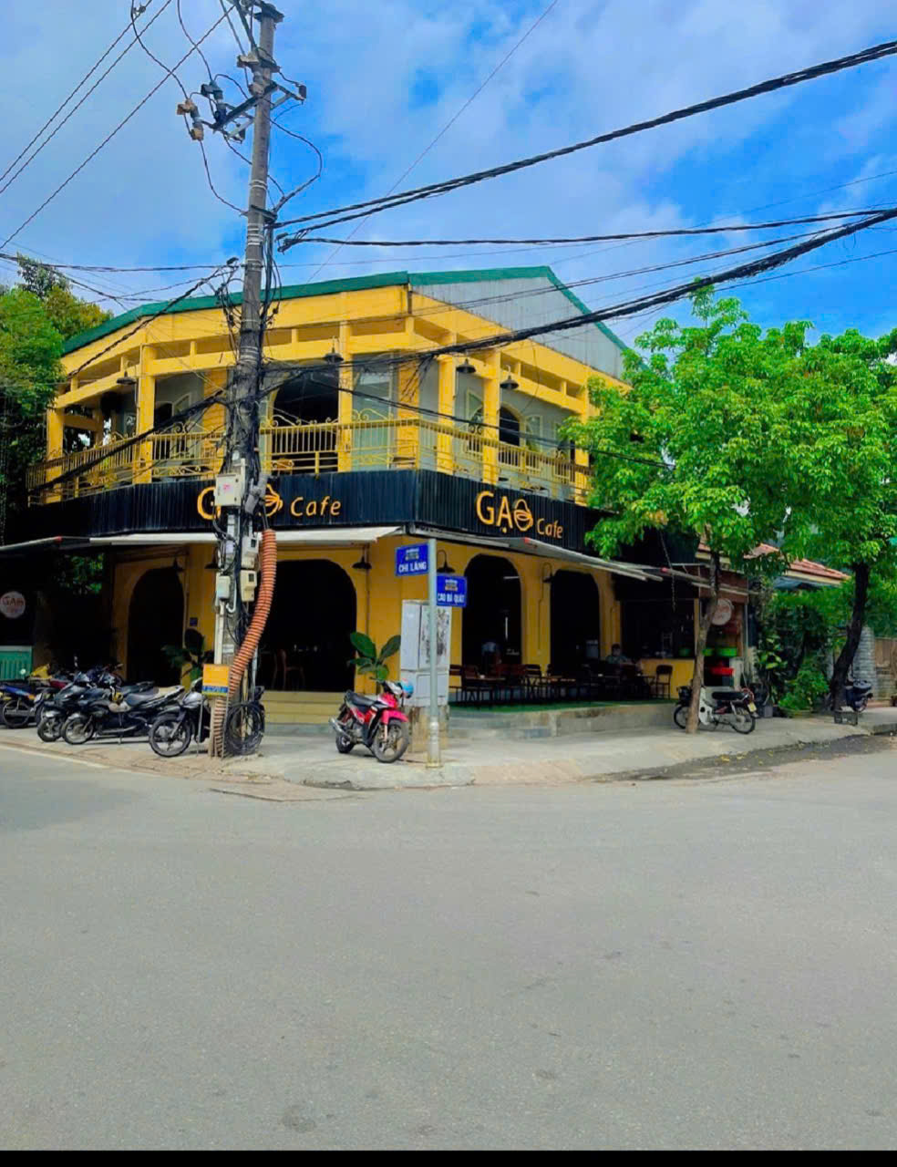 z6418536440964_16351a14ea58155f7122ed999f1f4401