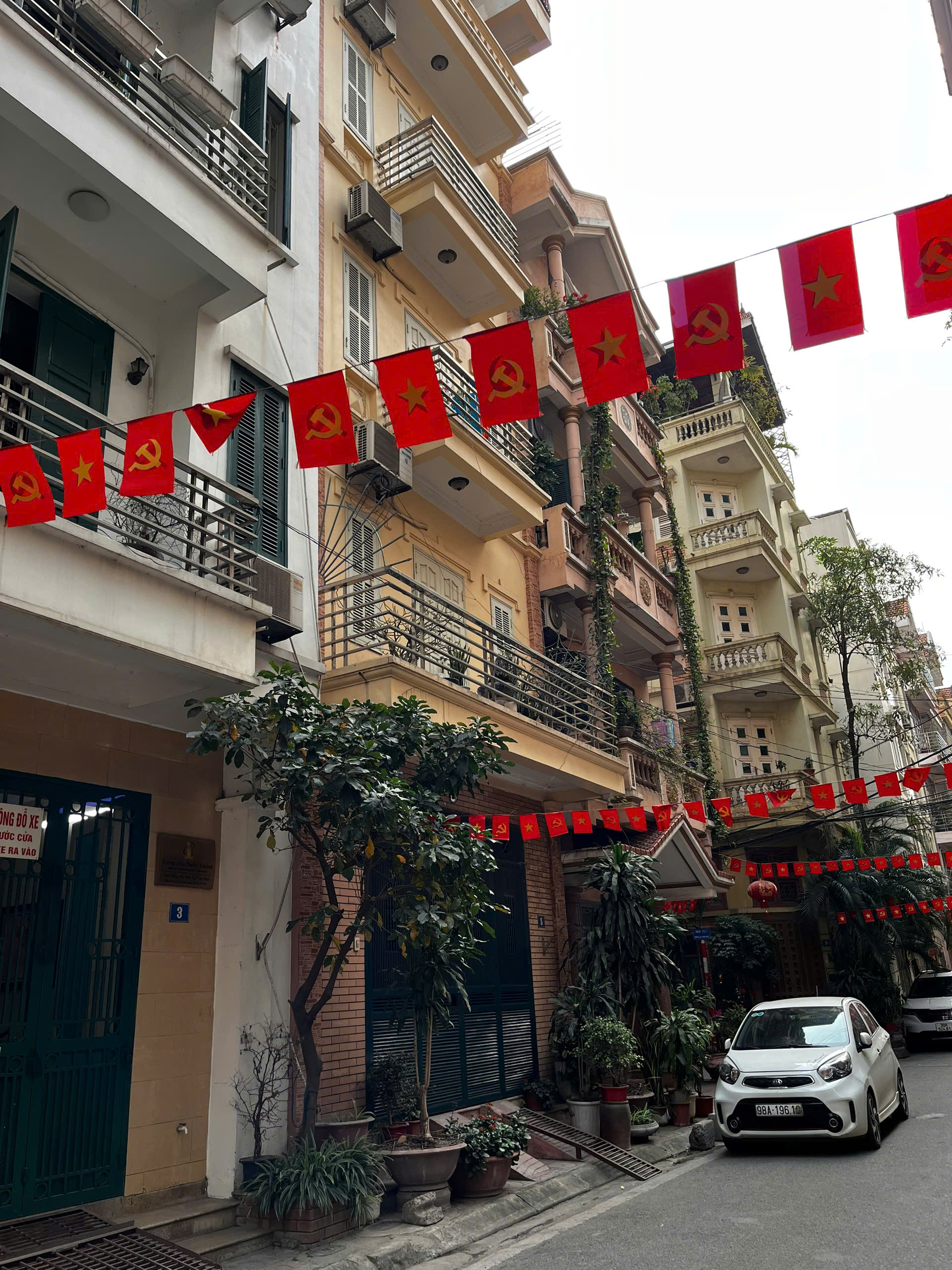 z6423563681193_880be76fae3f0d0b0325af9e416a97a2